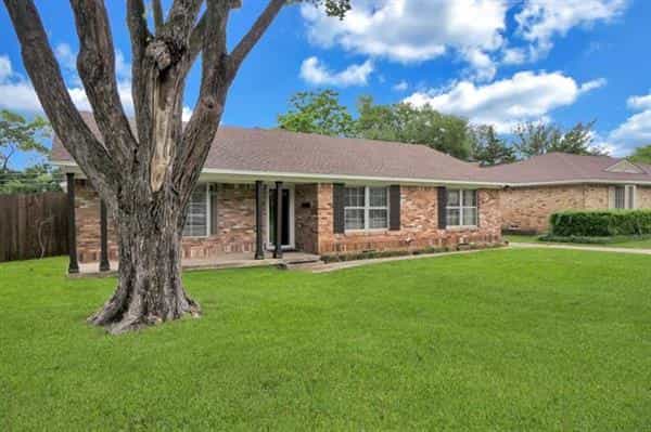House in Rawlins, Texas 10770833