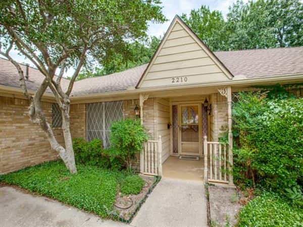House in Richardson, Texas 10770992