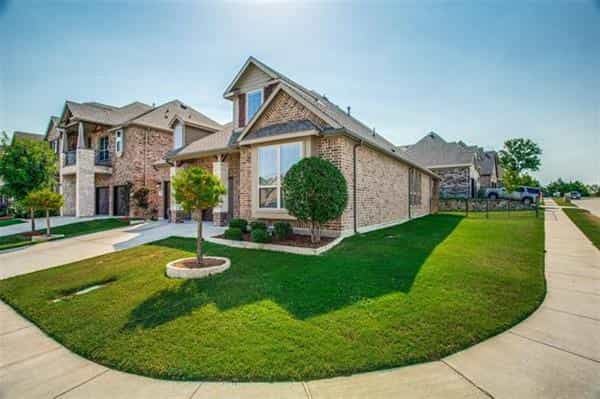 House in Travis Ranch, Texas 10770996