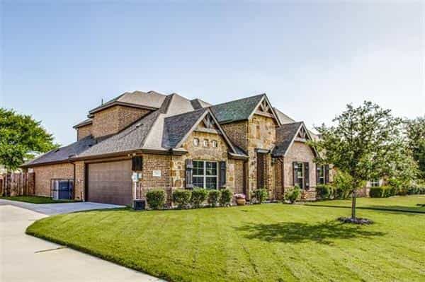 House in Red Oak, Texas 10771035