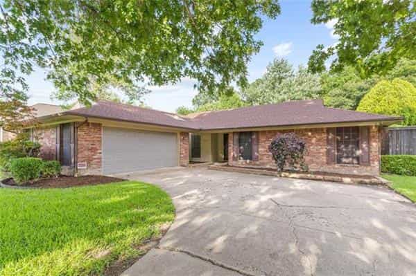 House in Richardson, Texas 10771057