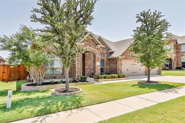 House in Roanoke, Texas 10771231