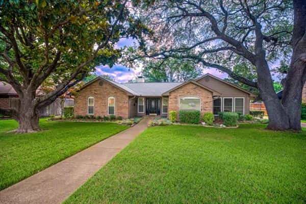 House in Richardson, Texas 10771258