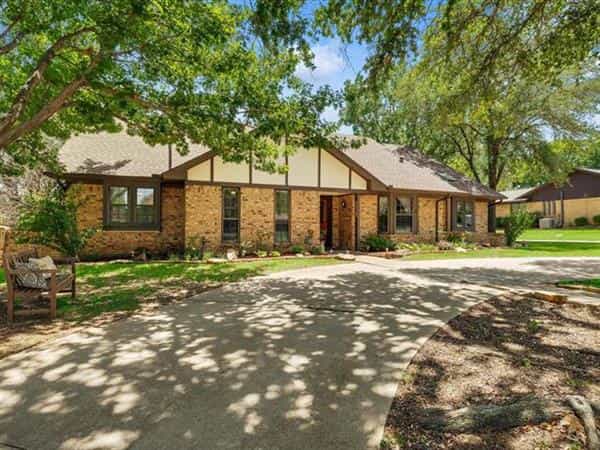House in Highland Village, Texas 10771287