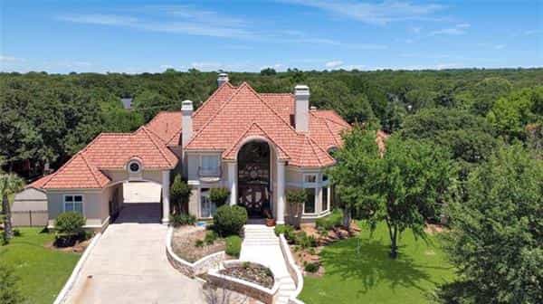 Hus i Dalworthington Gardens, Texas 10771317