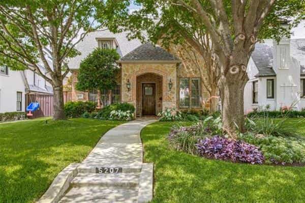 House in Highland Park, Texas 10771372