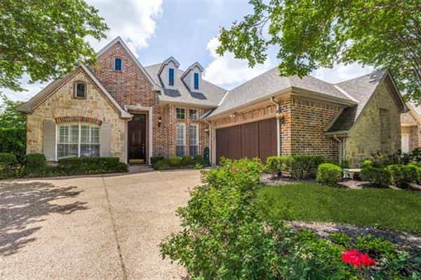 House in Colleyville, Texas 10771407