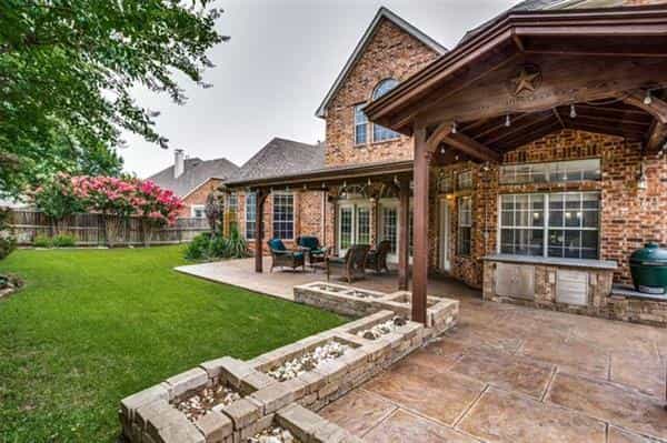 Будинок в Carrollton, Texas 10771449