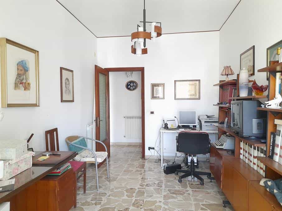 公寓 在 錫拉庫扎, 西西里島 10771543