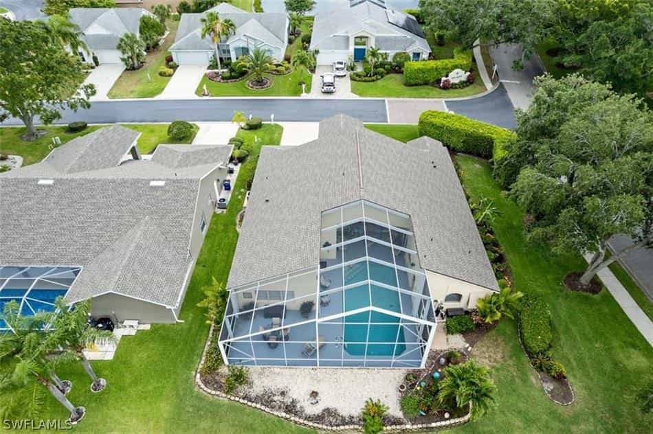 بيت في Fort Myers, Florida 10771594