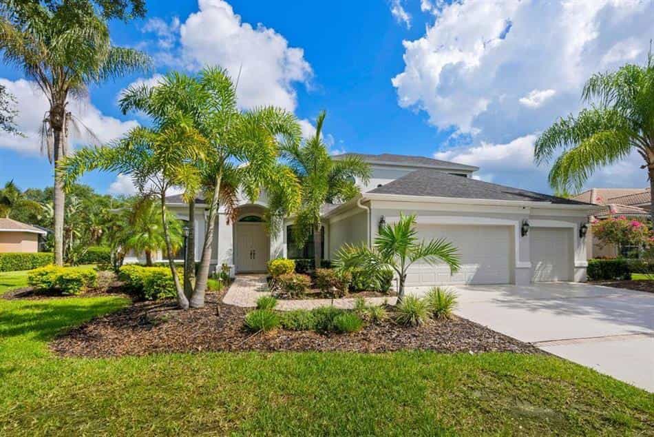 House in Lakewood Ranch, Florida 10771631