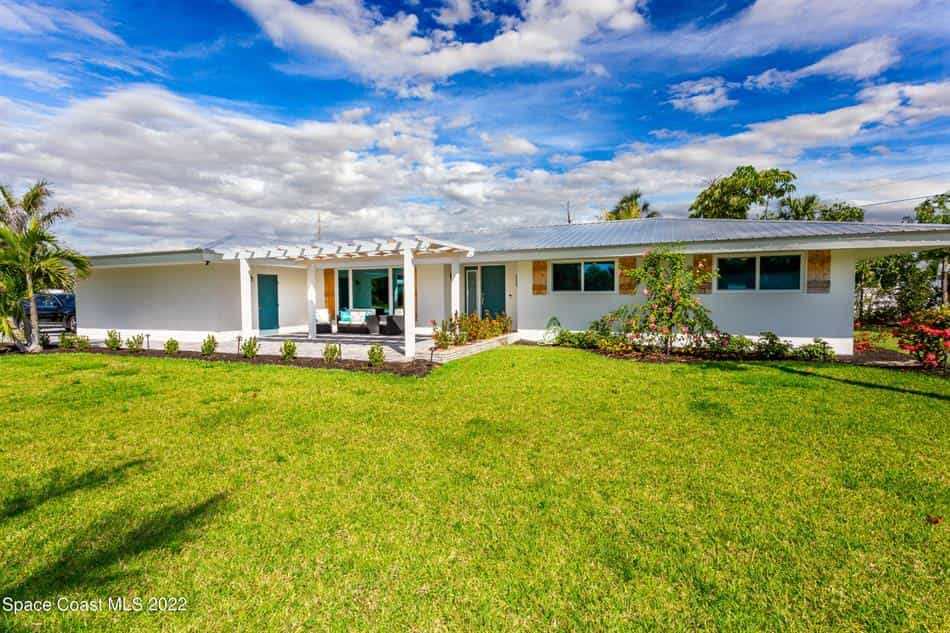 House in Indialantic, Florida 10771644