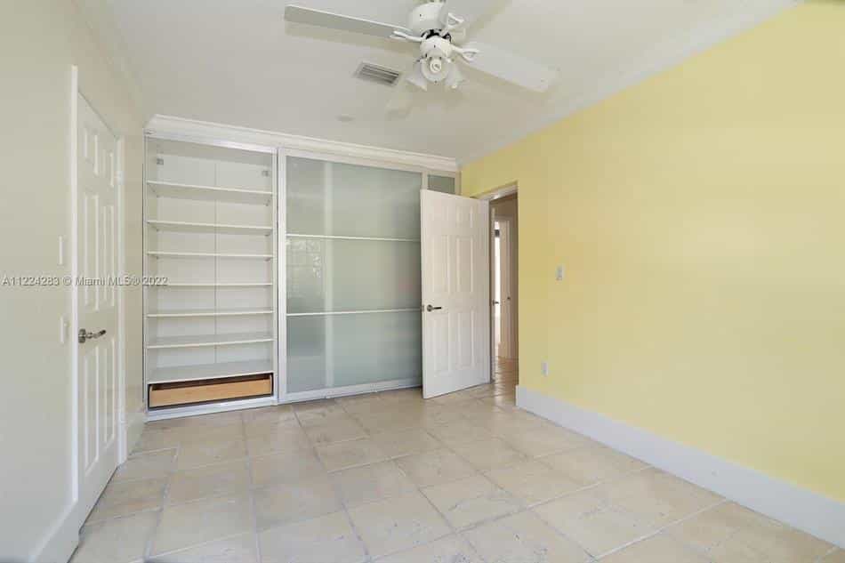 公寓 在 Miami, Florida 10771645