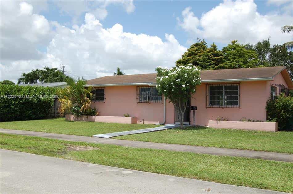 Condominium in Green-Mar Acres, Florida 10771659