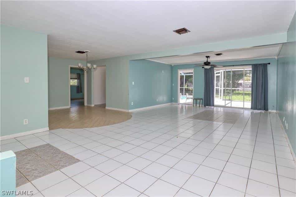 House in North Fort Myers, Florida 10771669