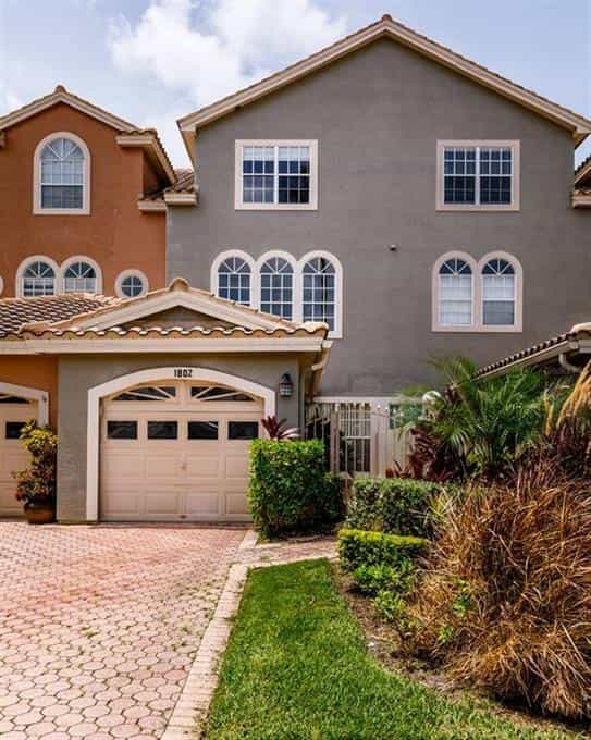 House in Saint George, Florida 10771690