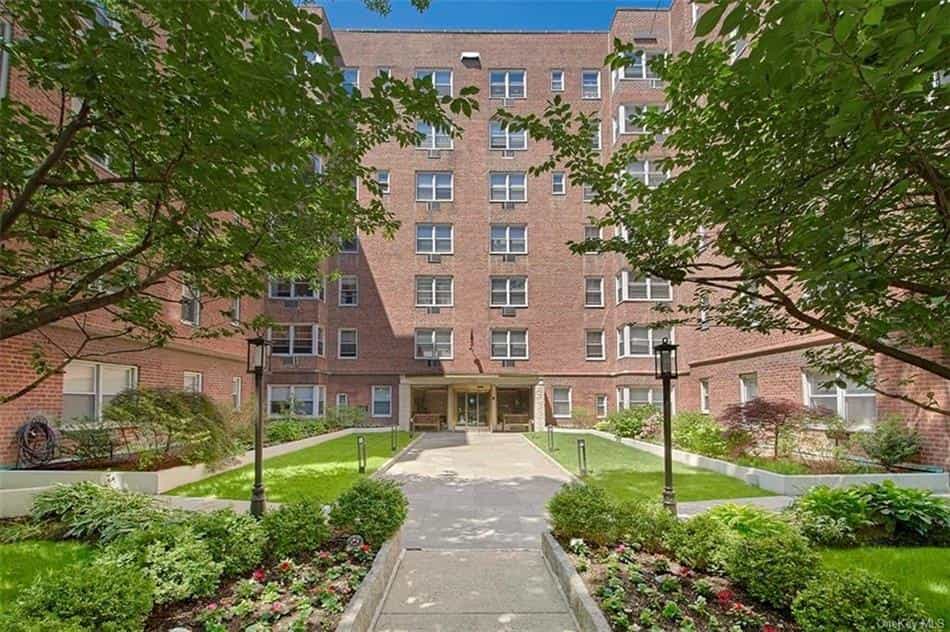 公寓 在 Hartsdale, New York 10772014