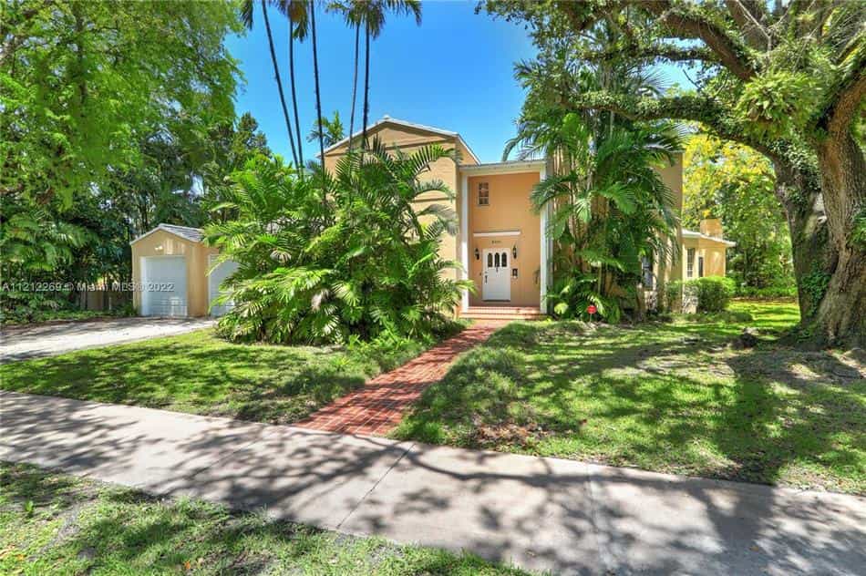 Condominium in Coral Gables, Florida 10772334
