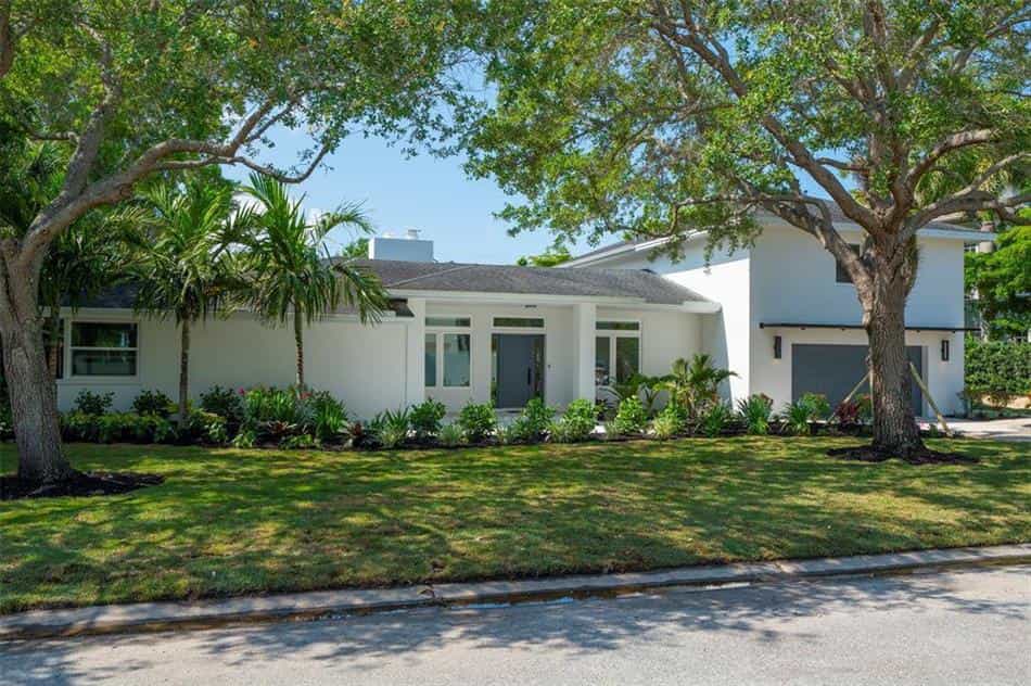 House in Sarasota, Florida 10772379
