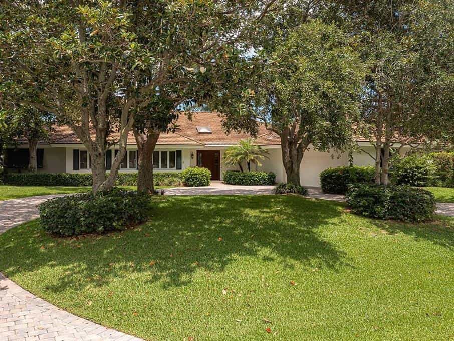House in South Beach, Florida 10772406