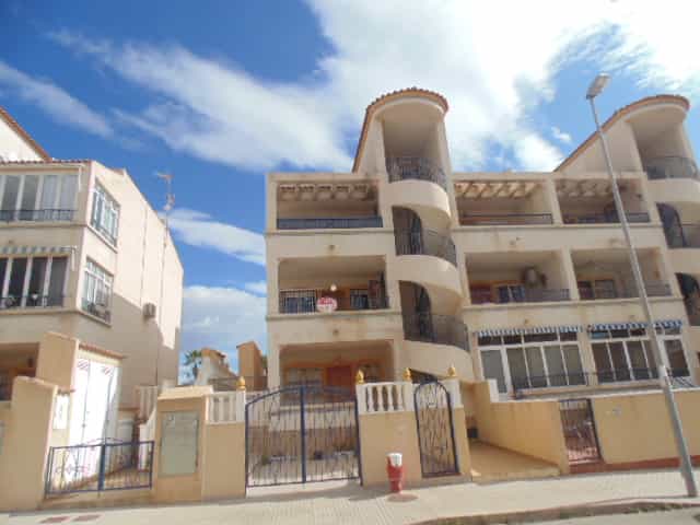 Condominio en Torrevieja, Valencia 10772631
