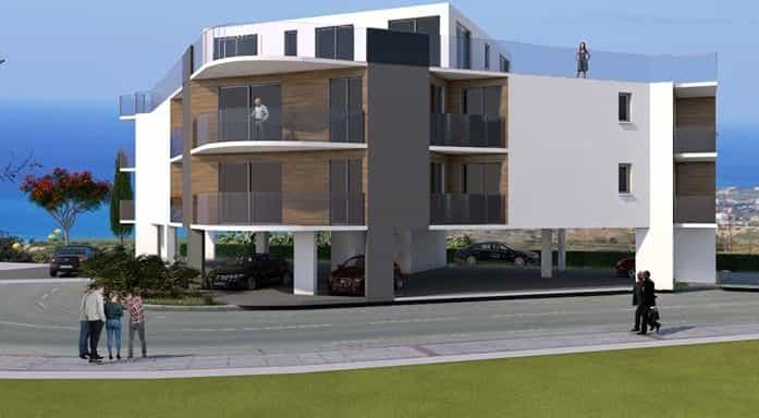 Condominium in Chlorakas, Pafos 10772930