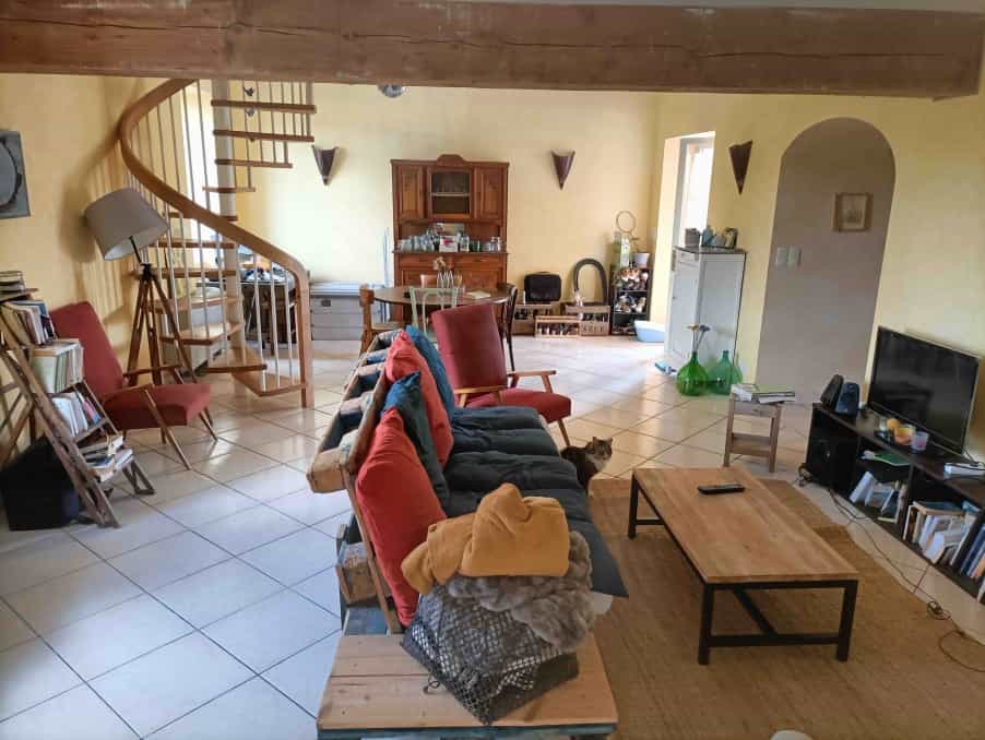 House in Bournel, Nouvelle-Aquitaine 10773430