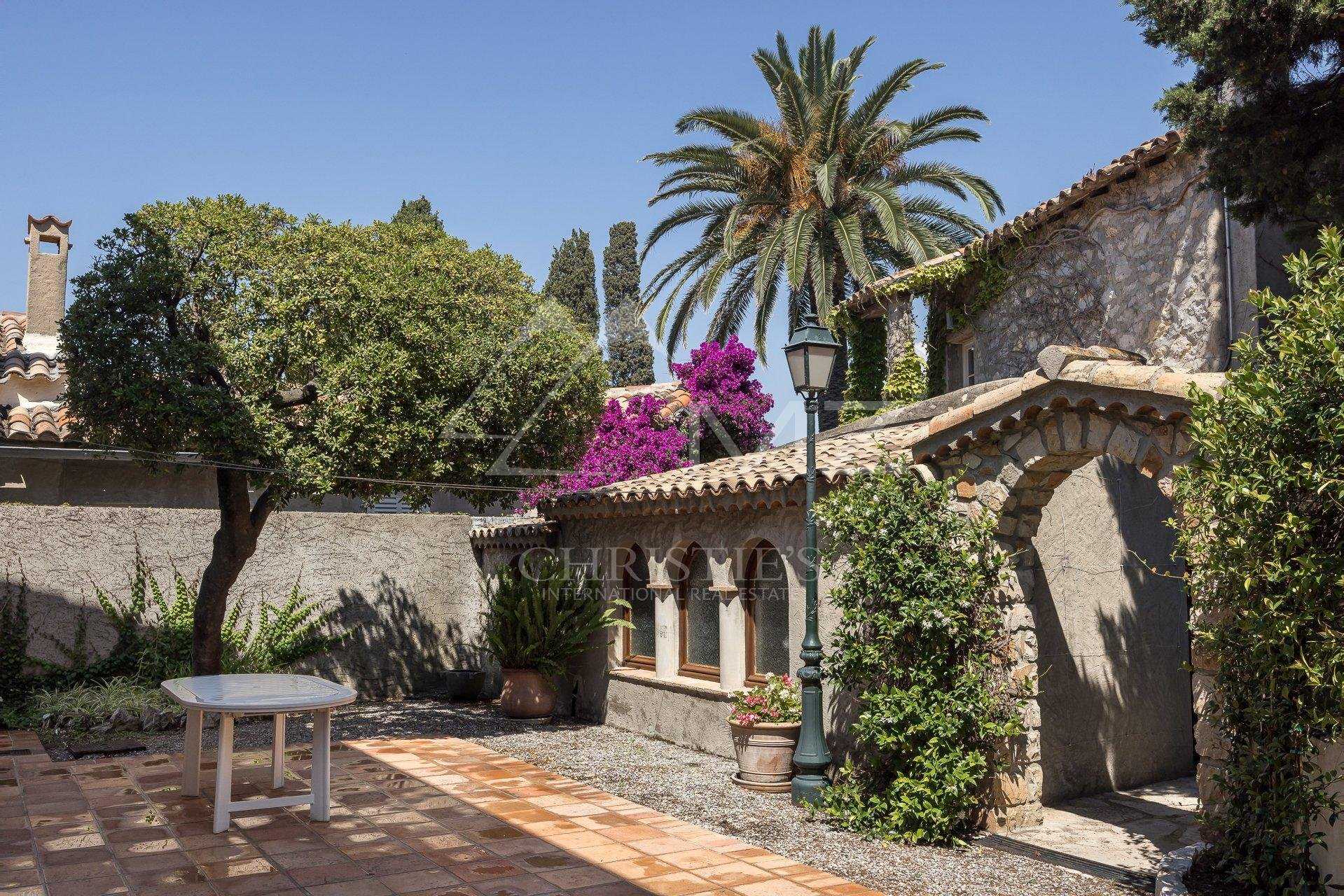 Hus i Juan-les-Pins, Provence-Alpes-Cote d'Azur 10774234