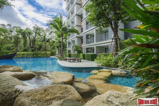 Condominium in Ban Trok Muang, Phuket 10774471