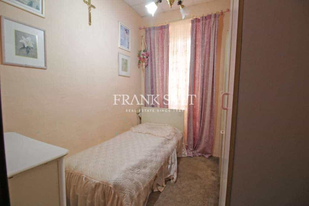 Квартира в Ħaż-Żabbar,  10774680