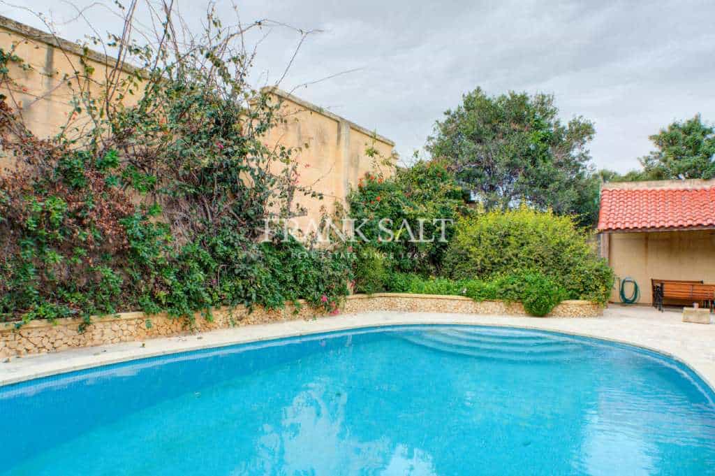 House in Xaghra,  10775439