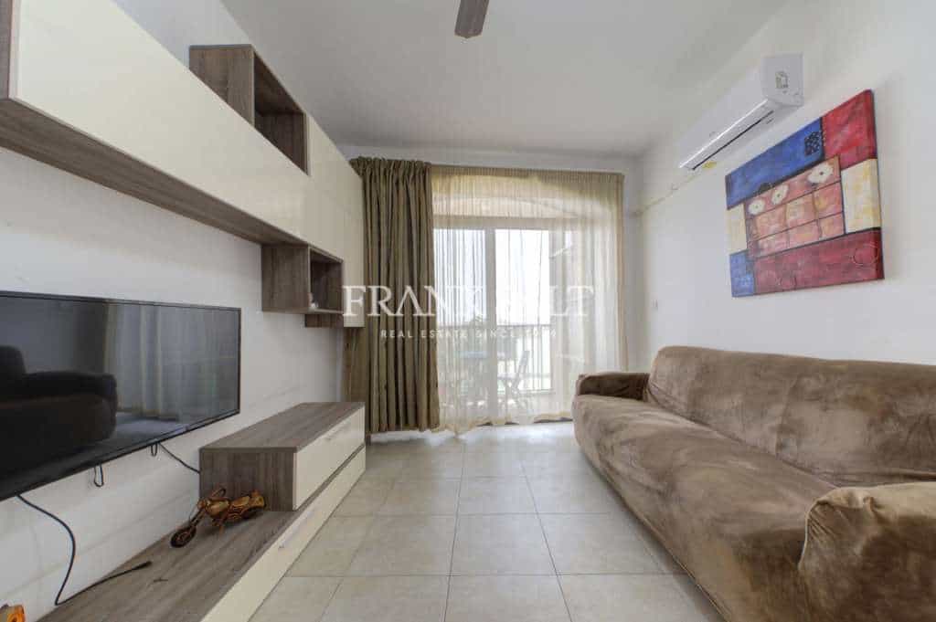 公寓 在 哈斯-萨吉德, 扎巴尔 10777153