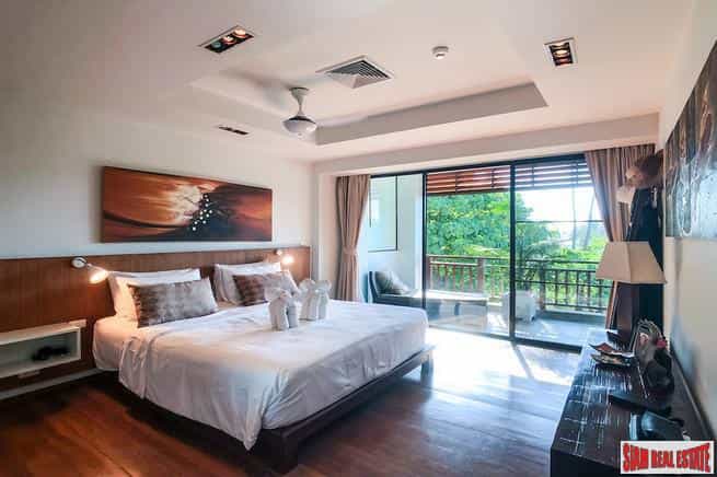 Condominium in Ban Lum Fuang, Phuket 10777507