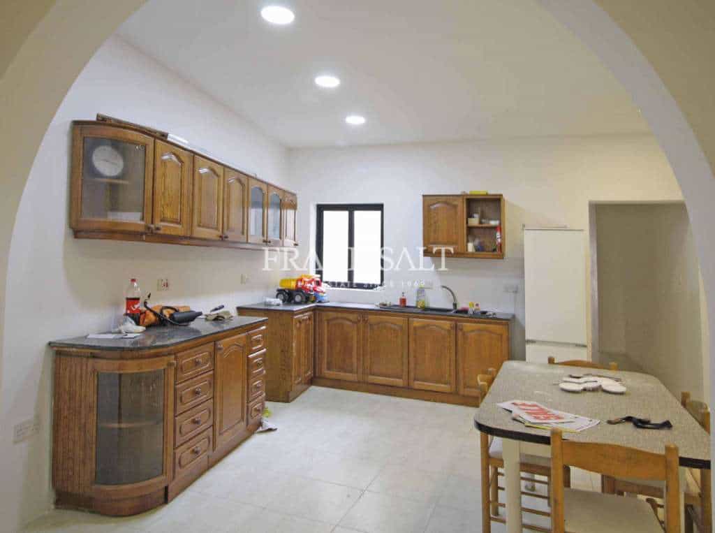 公寓 在 Tarxien,  10777649