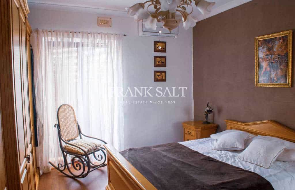 公寓 在 Birkirkara,  10778301