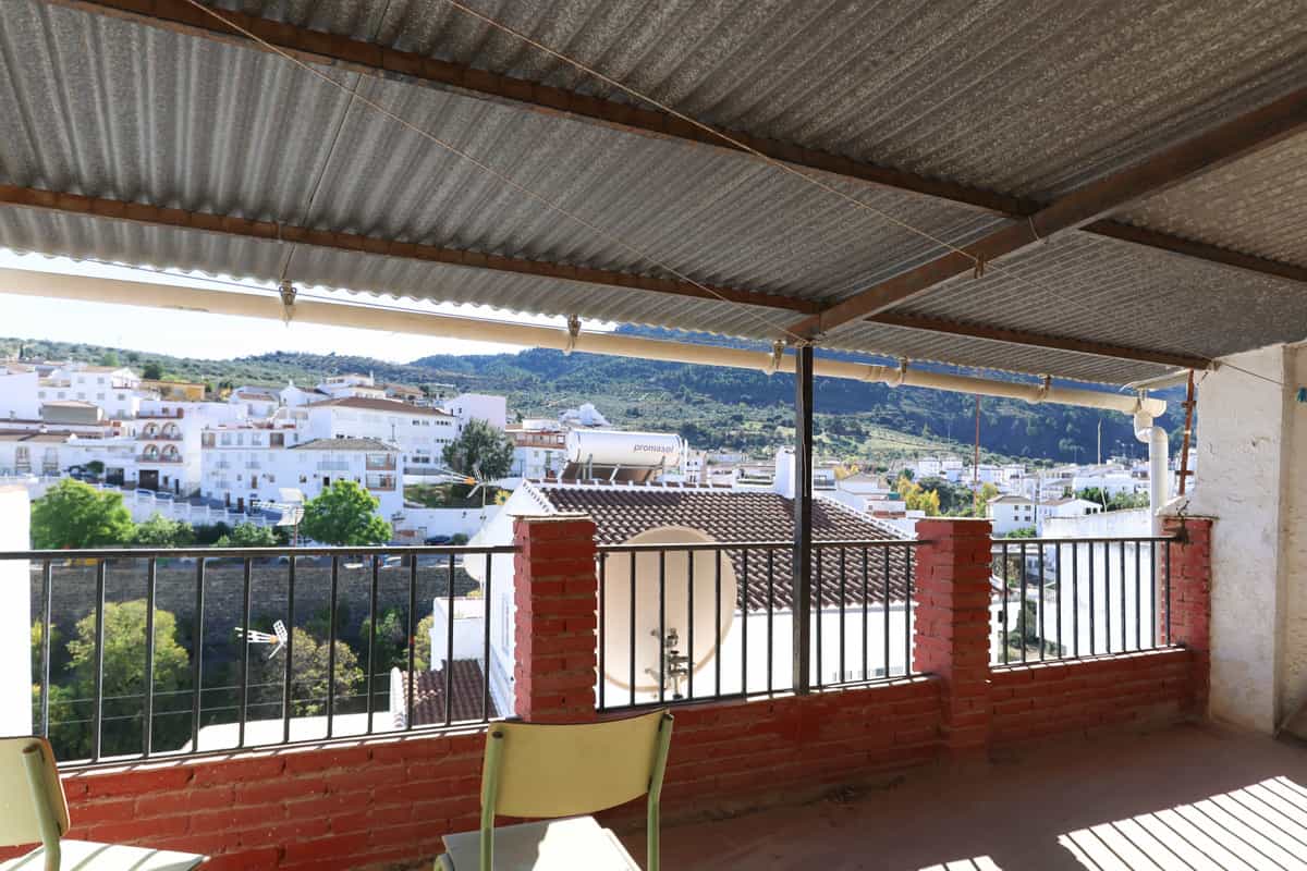 House in Tolox, Andalusia 10778951