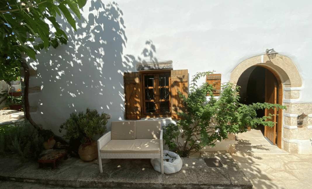 Будинок в Ніпос, Криті 10779000