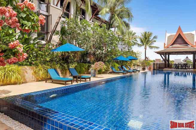 Condominium in Ban Bang Khu, Phuket 10779050