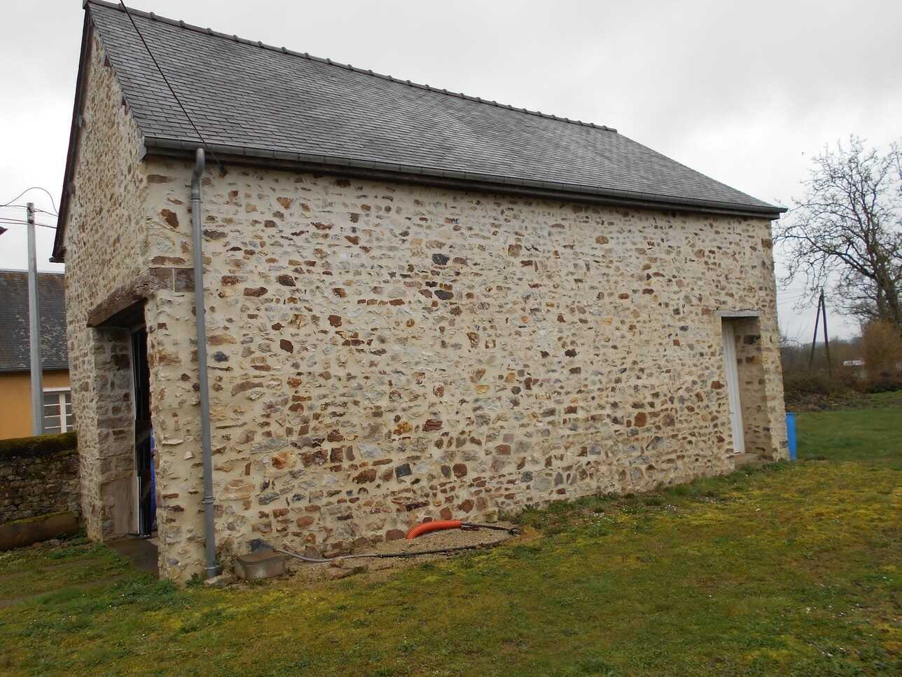 मकान में Pré-en-Pail-Saint-Samson, Pays de la Loire 10779314