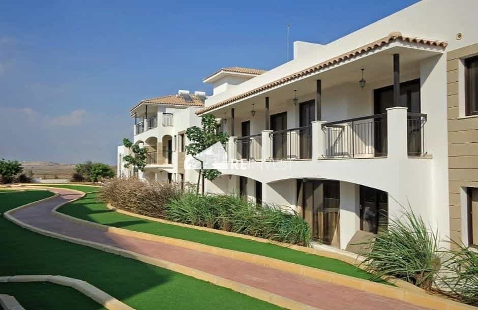 Condominium dans Tersefanou, Larnaca 10779427