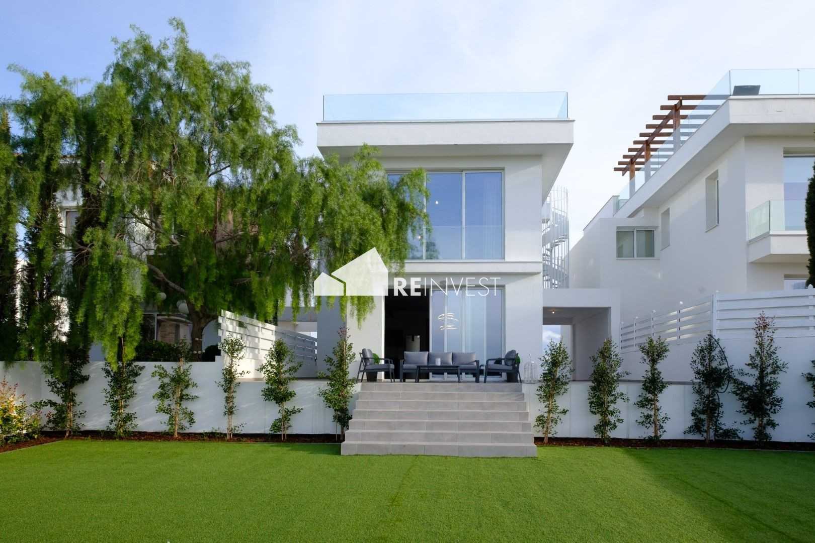 House in Dromolaxia, Larnaca 10779428