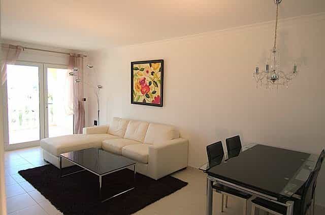 Condominium in Alicante, Valencia 10779894