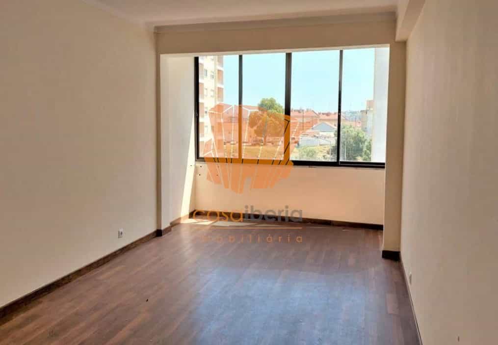 Condominium in Agualva, Lisboa 10780588