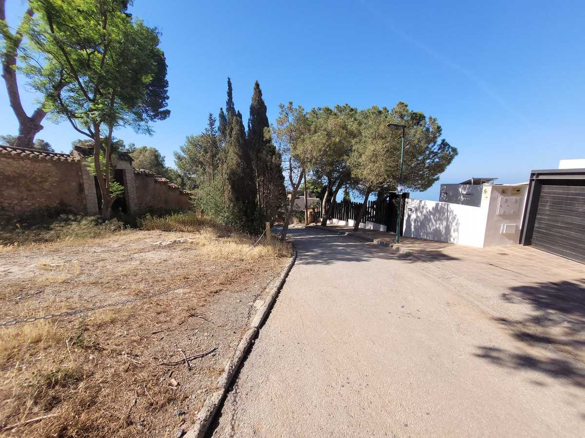 Land in El Palo, Andalusia 10780778