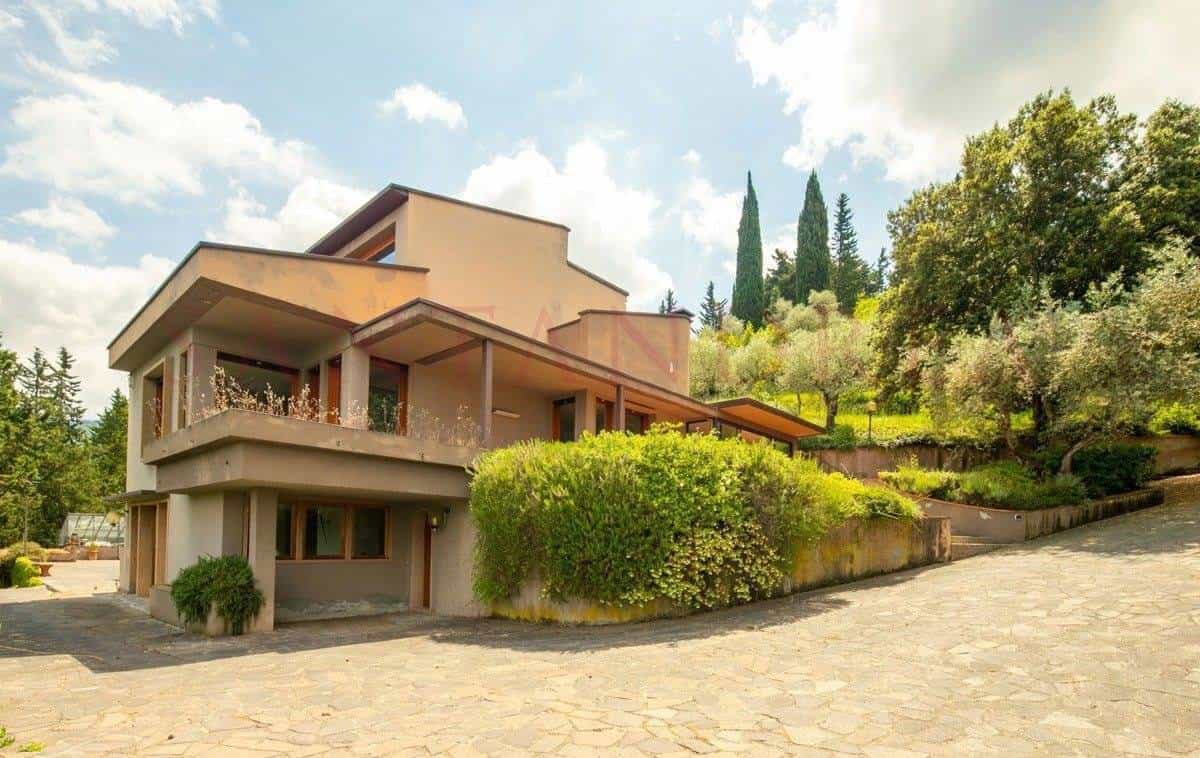 House in Ripoli, Tuscany 10781488
