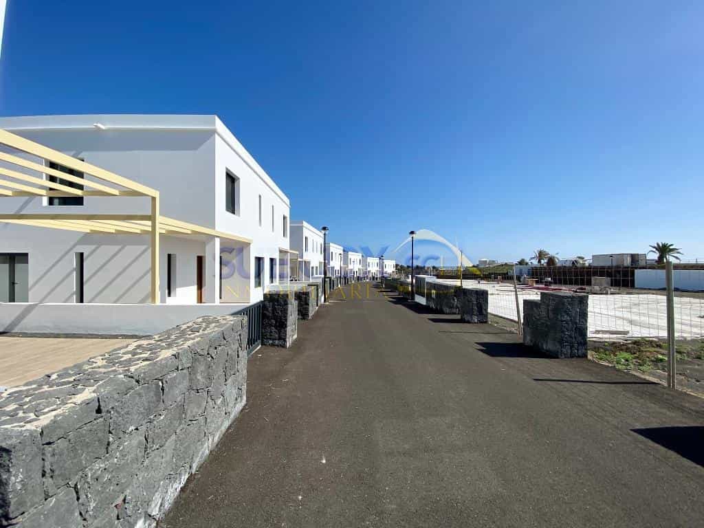 Condominium dans Arrecife, les îles Canaries 10781576