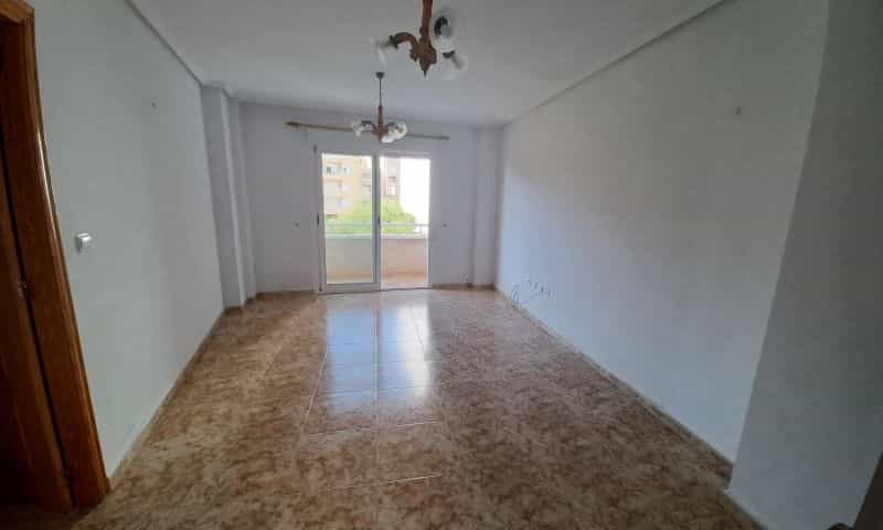 Condominium dans Torrevieja, Comunidad Valenciana 10782433