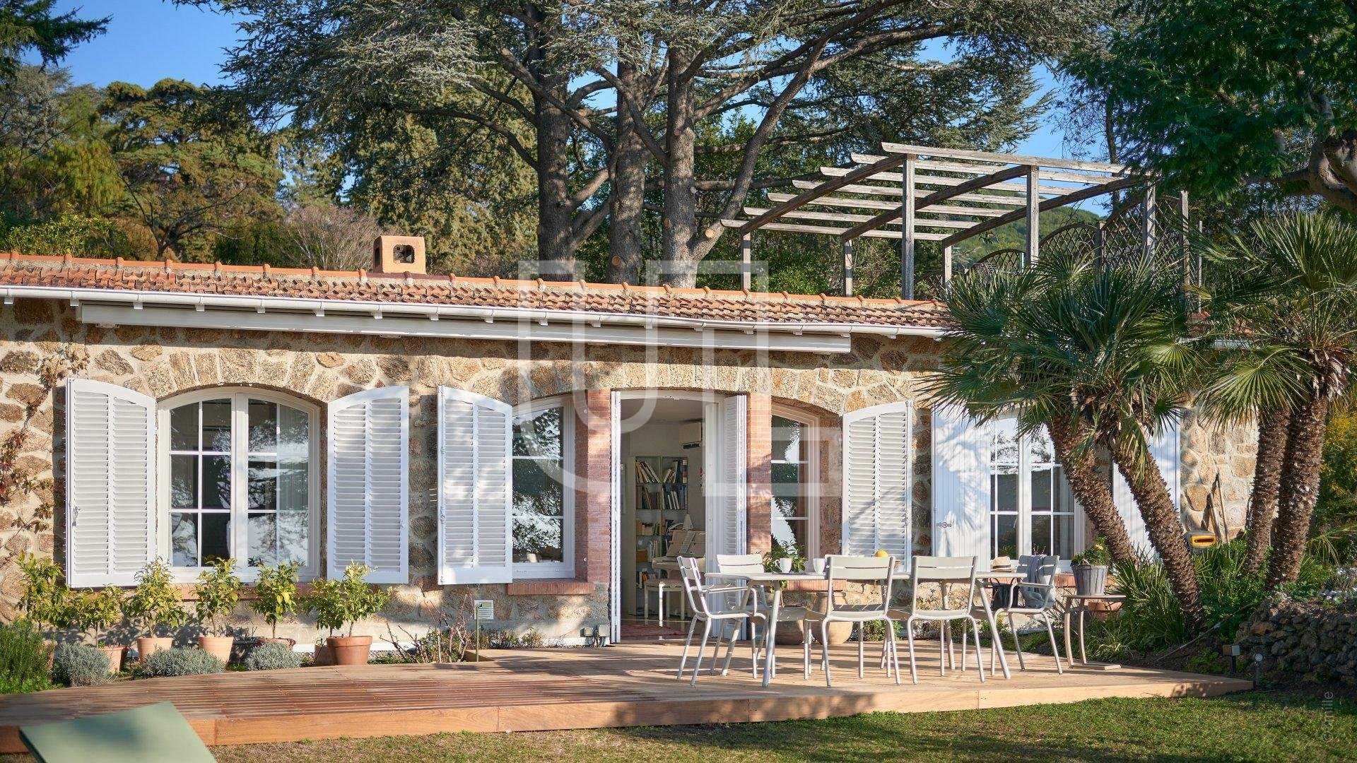 Casa nel Cannes, Provence-Alpes-Côte d'Azur 10782466