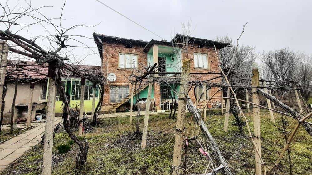 rumah dalam Novgrad, Muslihat 10782550
