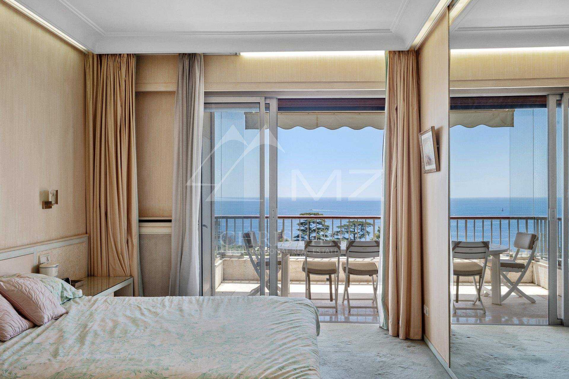 Condominium in Cannes, Alpes-Maritimes 10782597